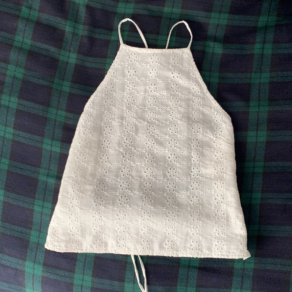 Ivy & Main White Eyelet Crop Top Small Backless Cotton Tilly’s